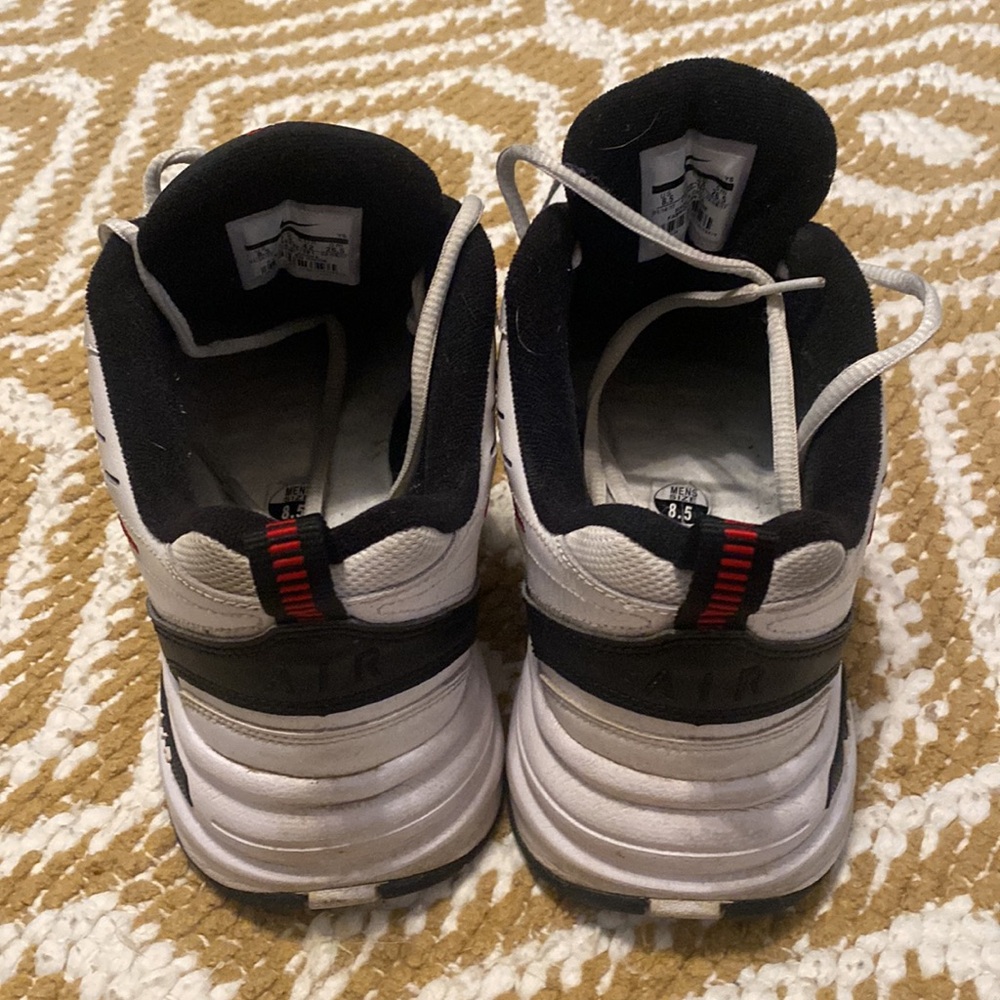 Nike Air Monarchs - Picture 4 of 8
